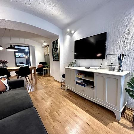 Charming Appartment 3-Min Walk To Old Town - Free Parking Ljubljana Luaran gambar