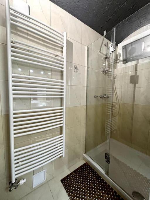 Charming Appartment 3-Min Walk To Old Town - Free Parking Ljubljana Luaran gambar