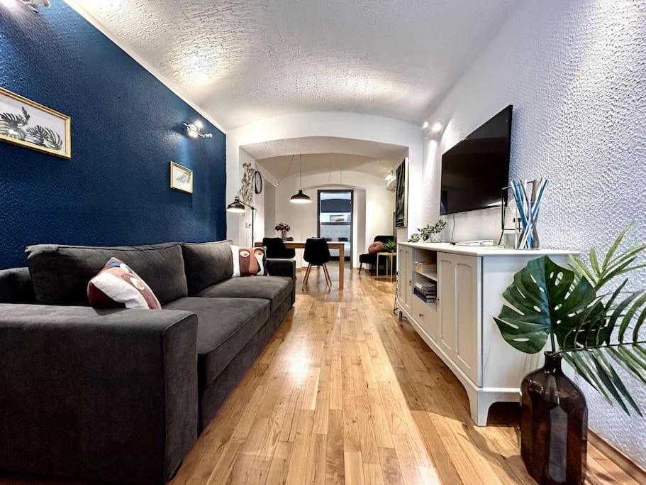 Charming Appartment 3-Min Walk To Old Town - Free Parking Ljubljana Luaran gambar